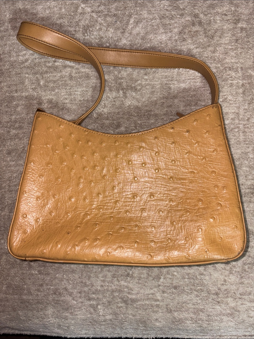 Ostrich embossed leather shoulder bag.  Guano Bernini Sophisticated Texture